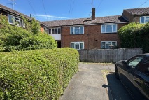 A very well presented 2 bedroom maisonette, situated in a quiet cul de sac and within a short walk to Henley High Street.
