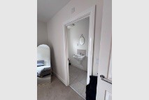 Ensuite1